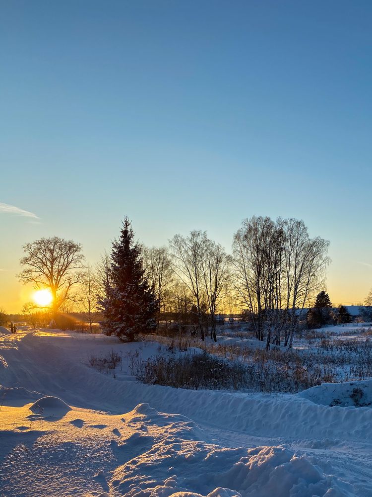 Закат в деревне.