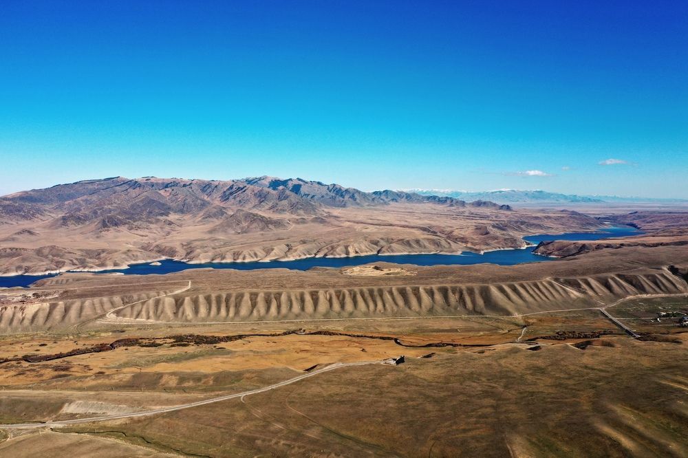 Moinak HPP (Bestyubinskoye reservoir).