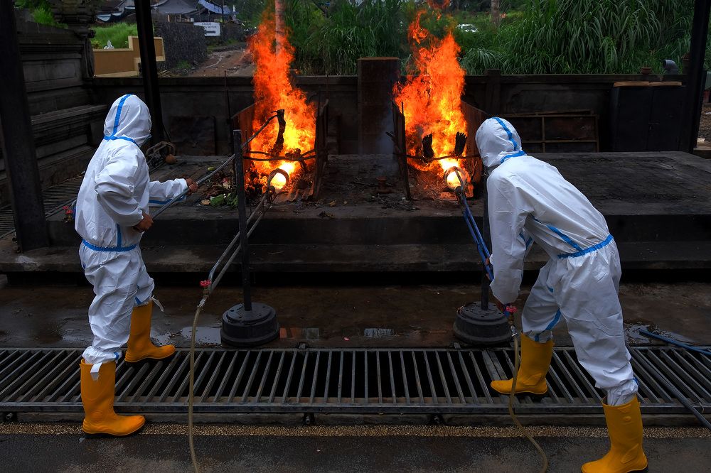 COVID-19 Cremation Procession