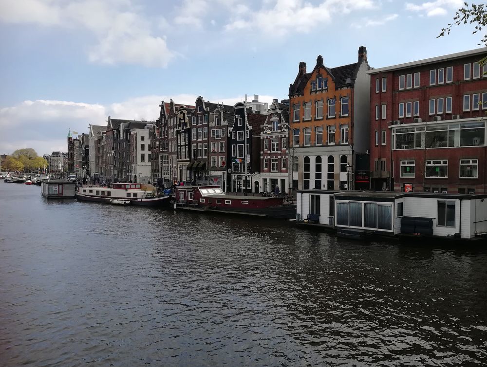 Красавец Амстердам