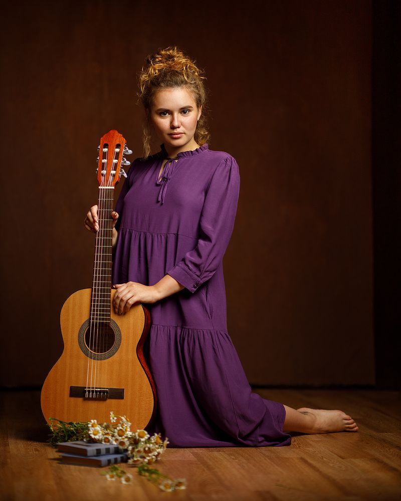 Anastasia and the Guitar