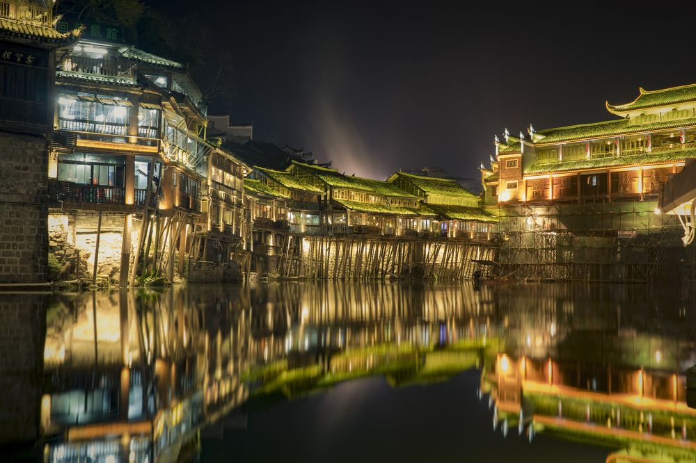 Photograph by Kaze Chris