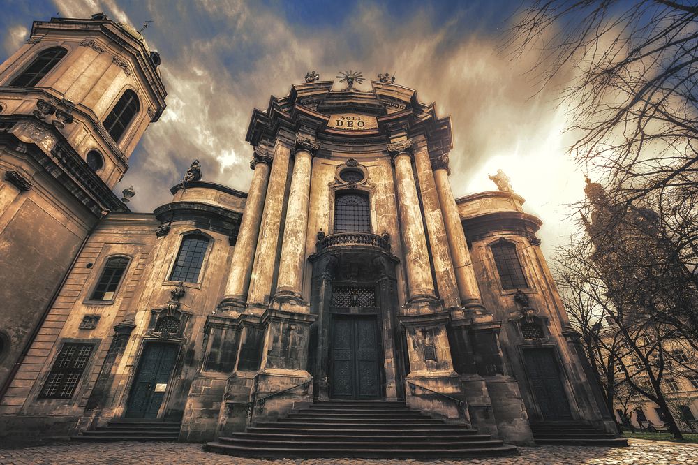 Photograph by Niko Lazur