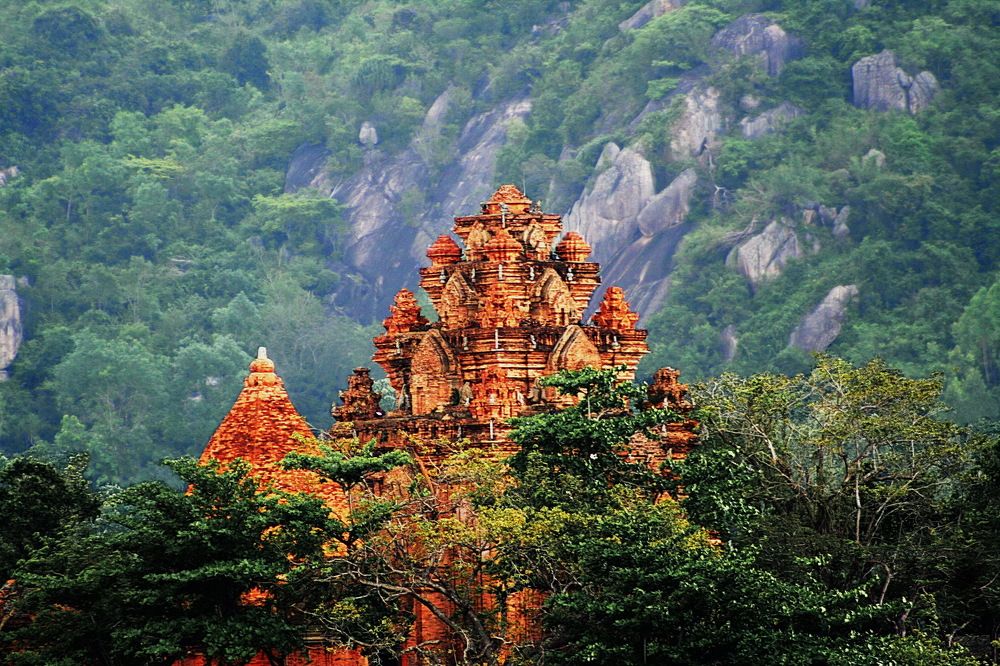 Будийский храм По Нагар. Вьетнам г. Начанг