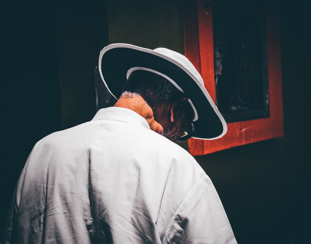 Old man. Fisher village, India