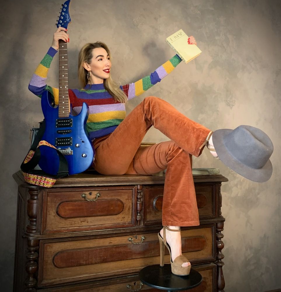 Супер-девушка