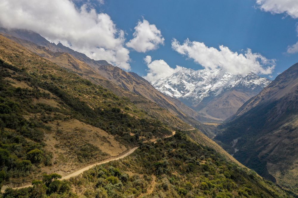 The endless way to Salkantay.