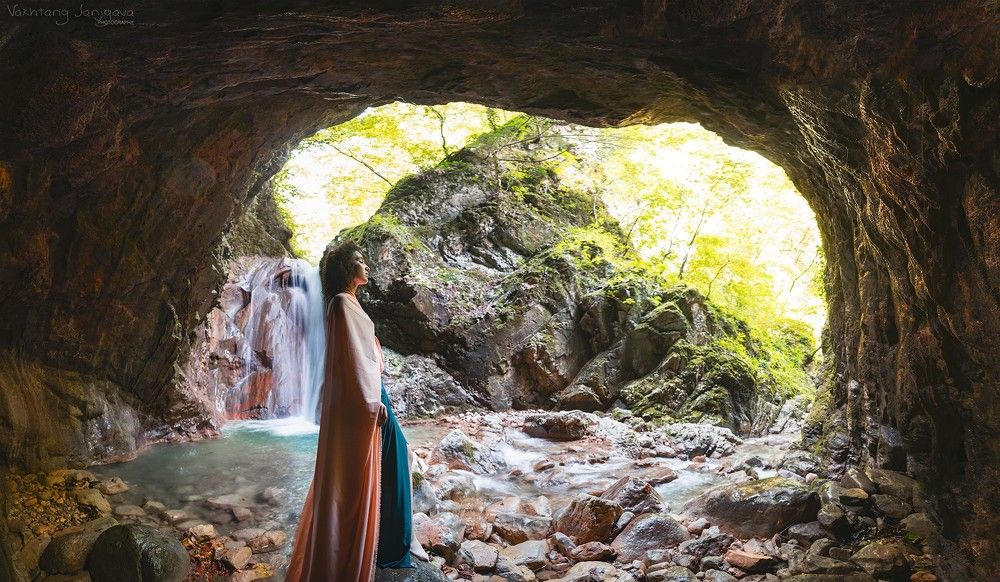 Photograph by Vaxo Janjgava