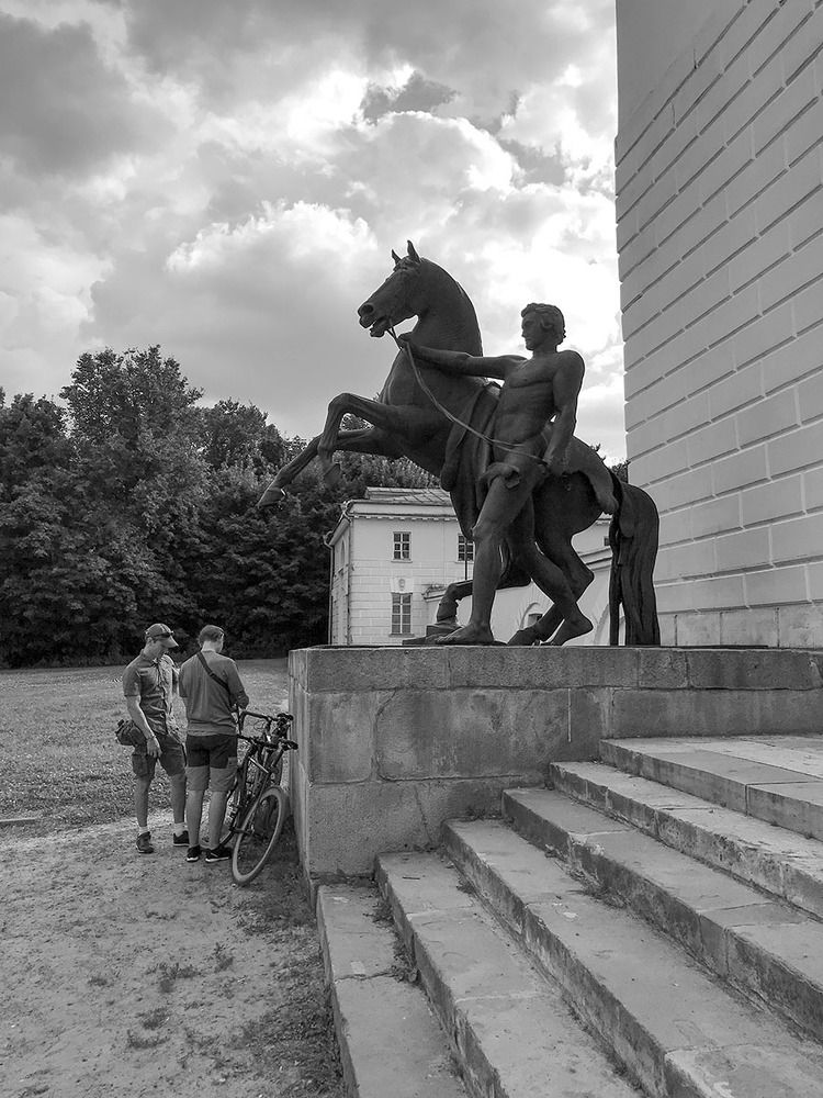 Кони прошлого и настоящего ...