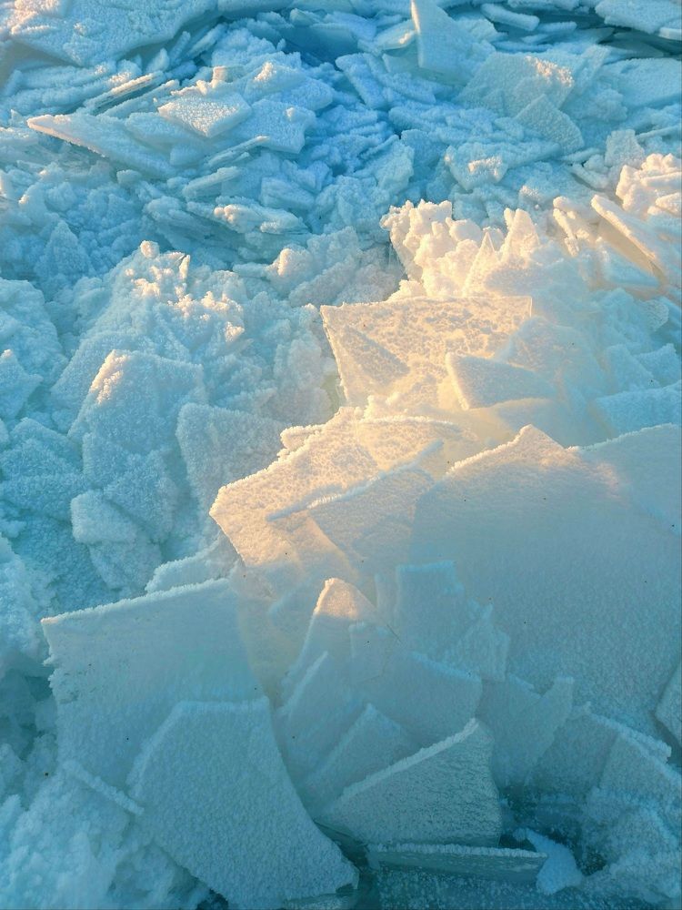 "Пламенеющий лед"