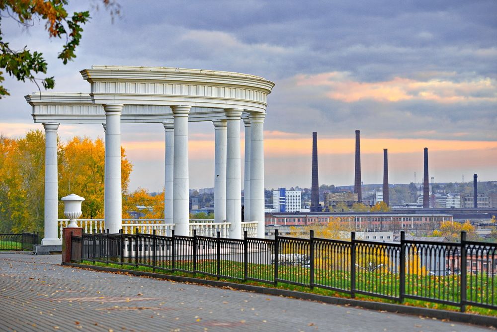 Физики и Лирики