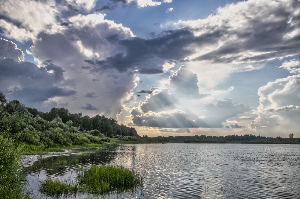 Вечер у реки