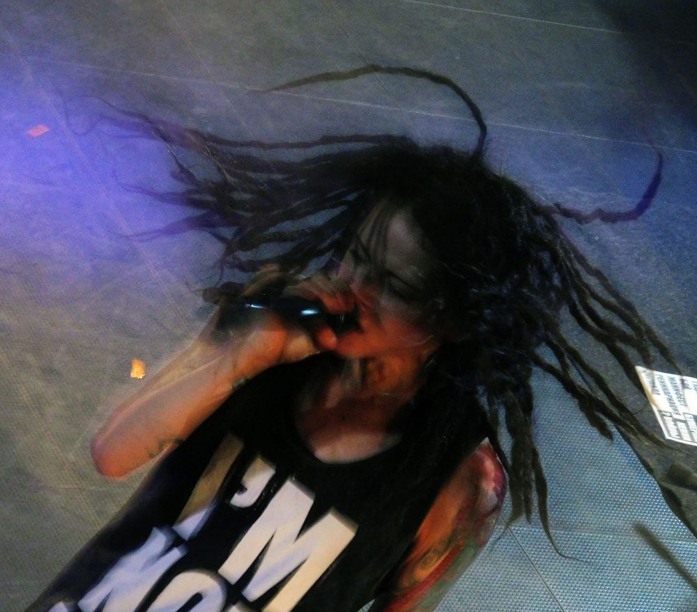 Танец на краю грани (c)