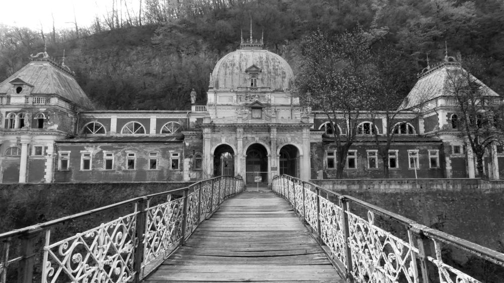 Photograph by Berezvai László