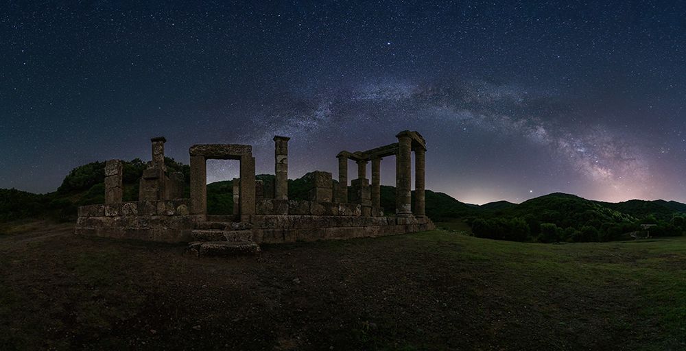 The temple in the night