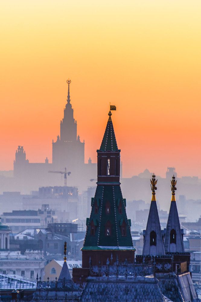 В атмосфере заката