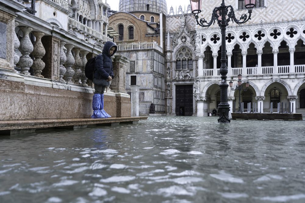 Photograph by Igor Serdyukov