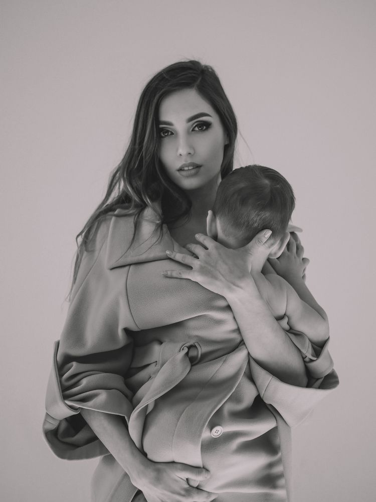 Мать и дитя