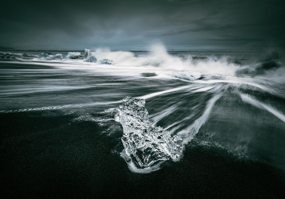 Photograph by Lopes Luis