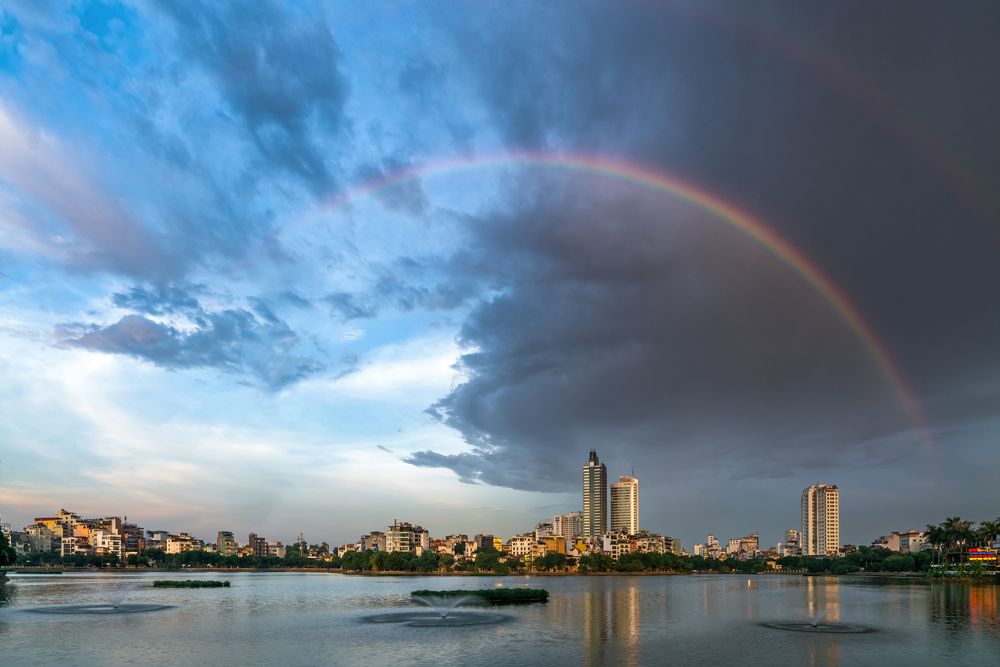 Cầu vồng sau mưa - Rainbow after summer storm