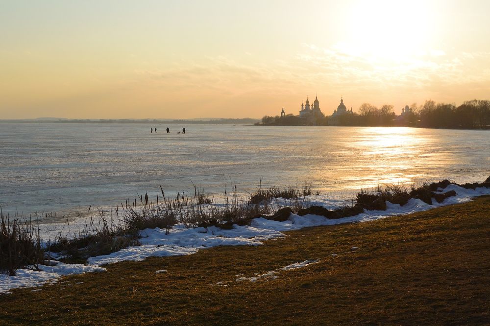 Зимний вечер в Ростове Великом
