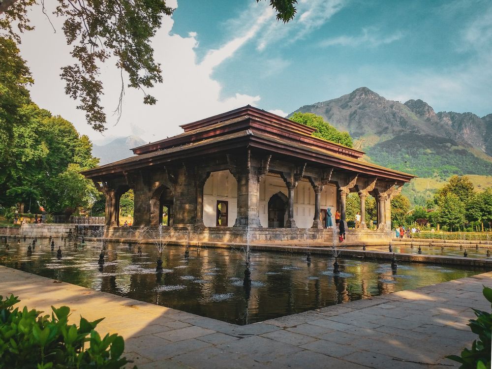 Mughal Architecture in Heaven on Earth "Kashmir"