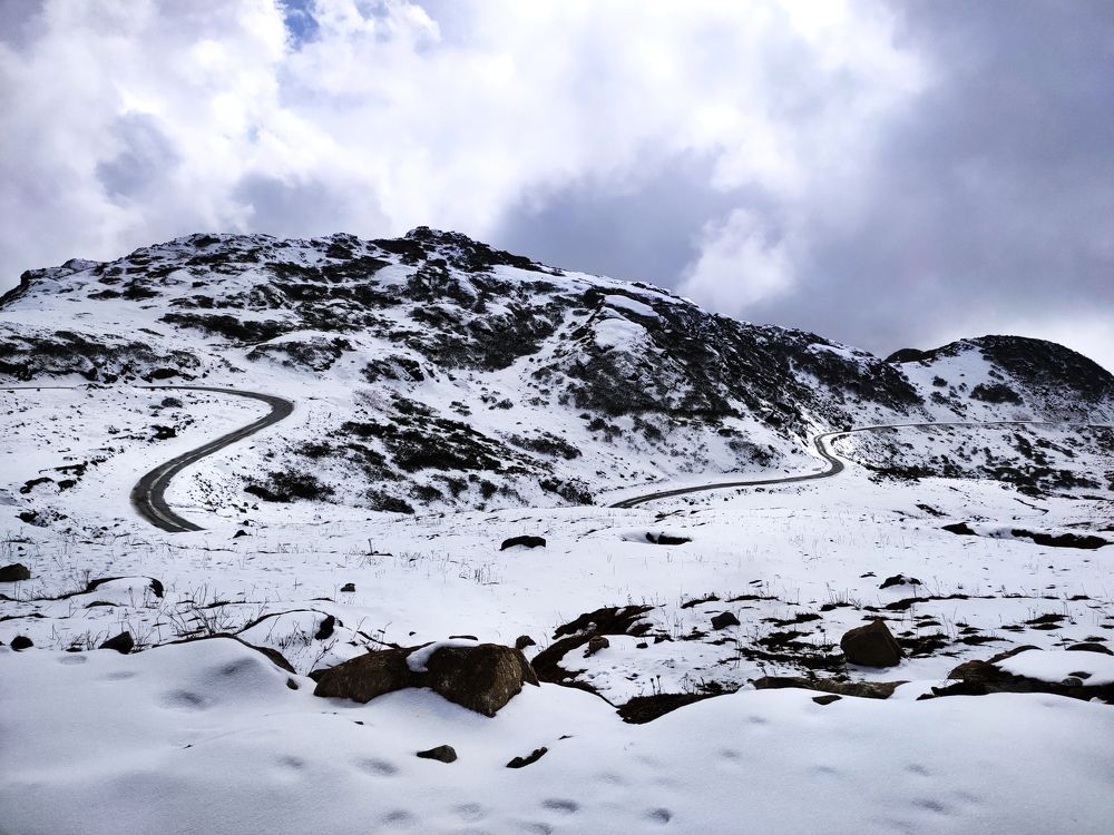 Breathtaking glimpse of wintery Silk Route