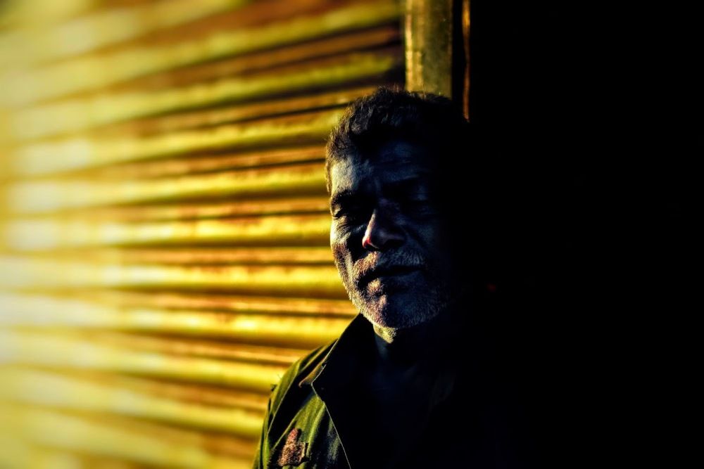 Between the Light & Shadow.