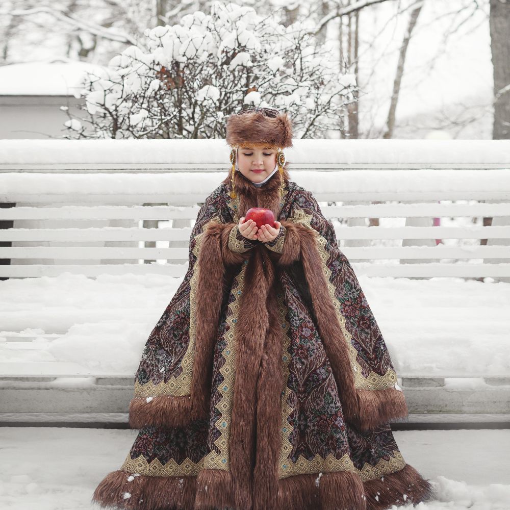 Photograph by Olga Shulzhitskaya