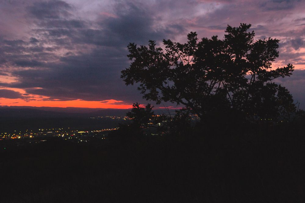 Южная ночь над городом