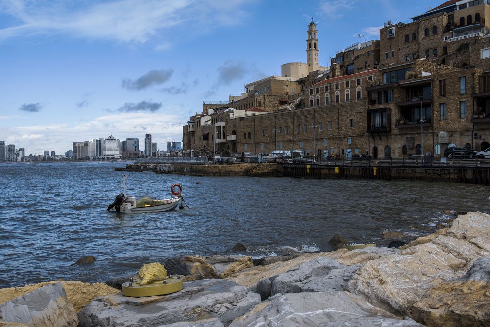 Photograph by Stanislav Kadishes