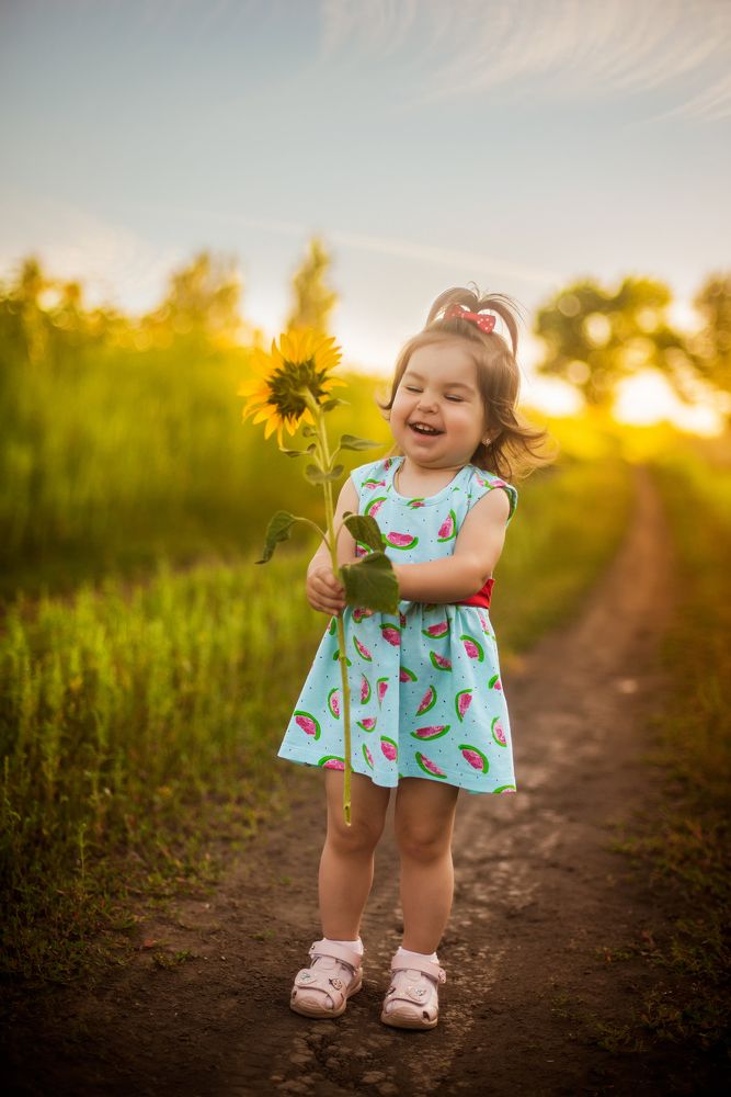 Эмилька и подсолнухи