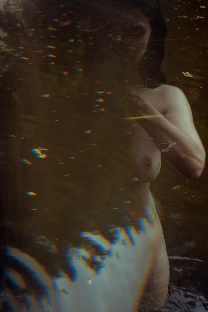 ТЕМНЫЕ ВОДЫ