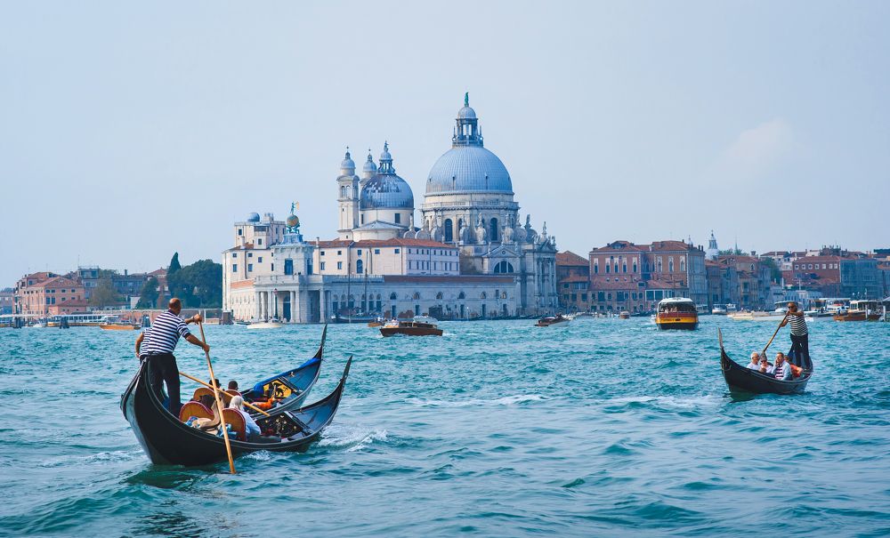 Photograph by Andrey Chuntomov