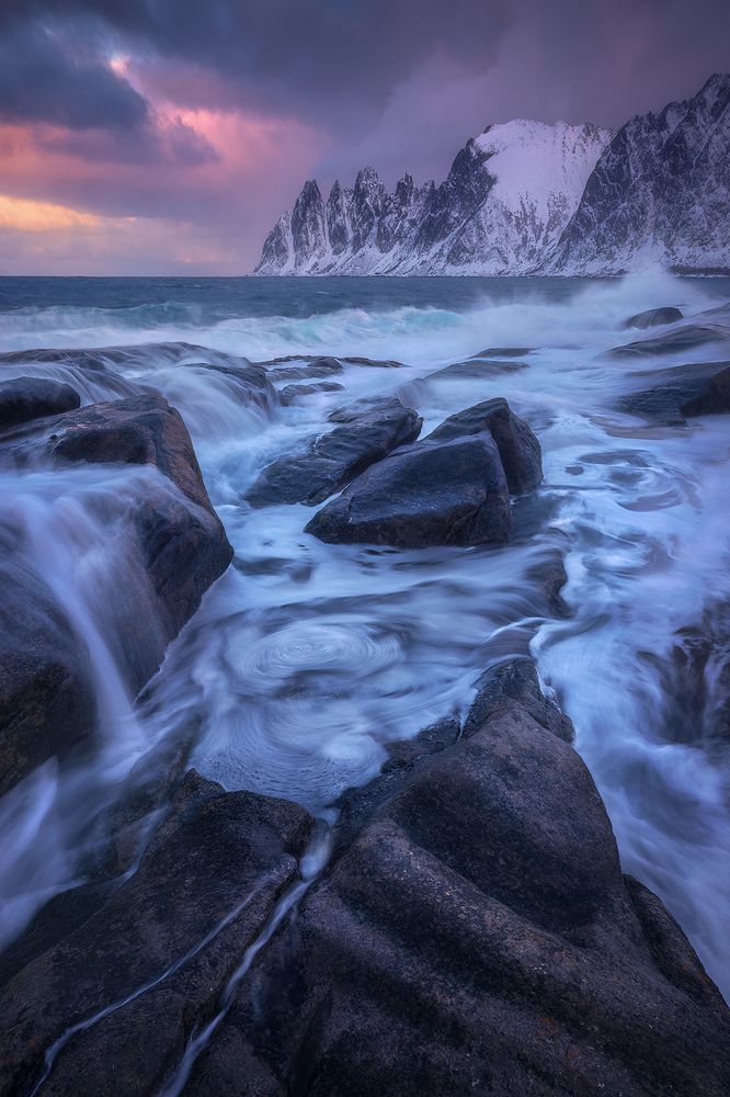 Photograph by Kani (kanipolat.com) Polat