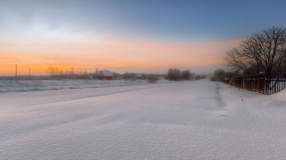 Зимний вечер в деревне...