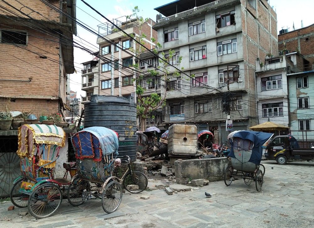 Photograph by Vladislav Lyukshin