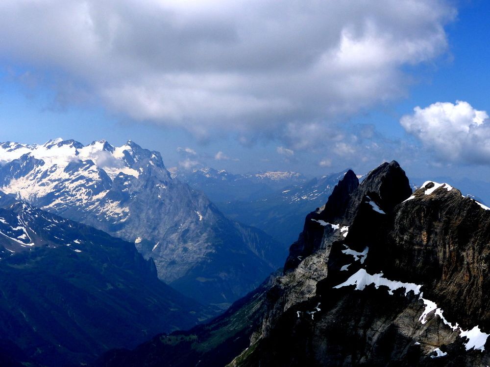 Peaks blue and black