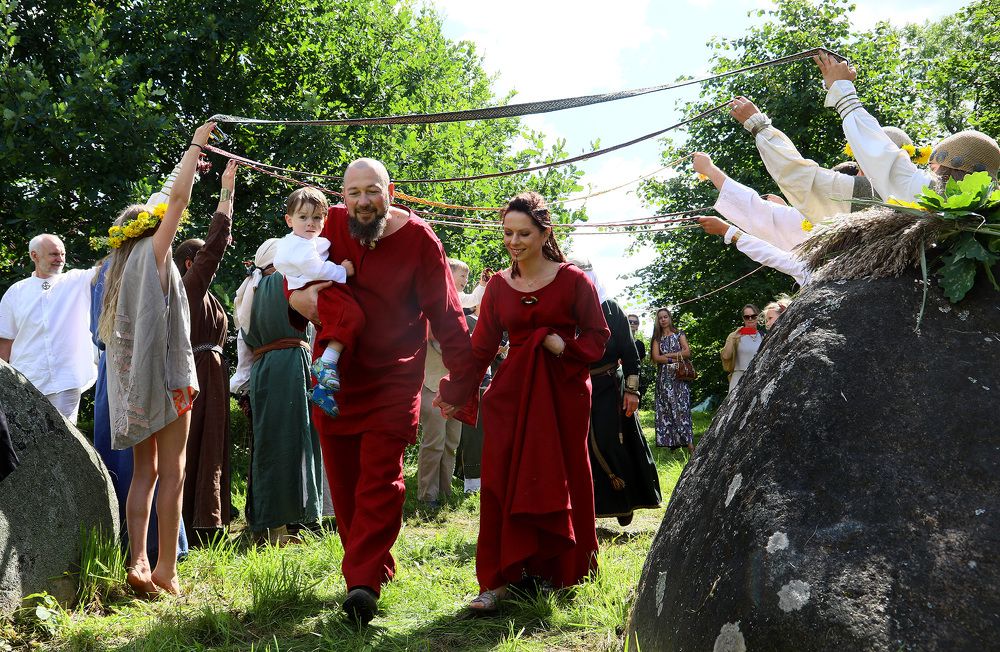 Consecration of the child according ancient Baltic traditions