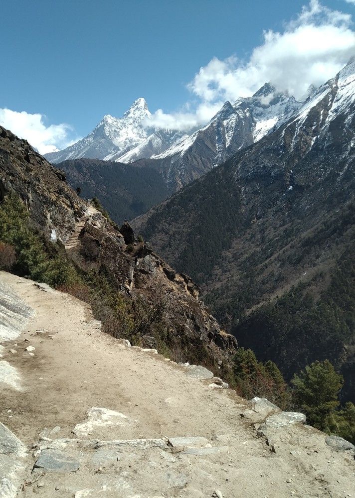 Тропами Непала