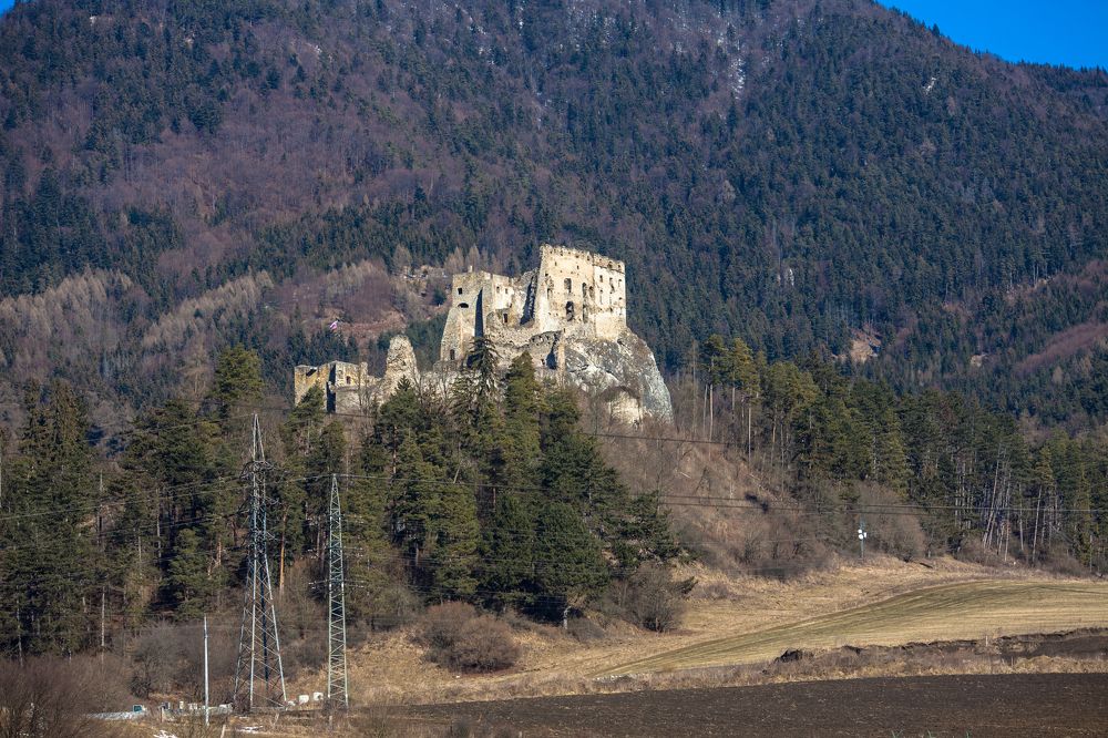 Hrad Likava.