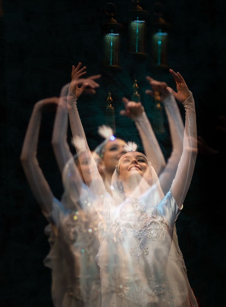 Blinking Joy. Princess Budur.