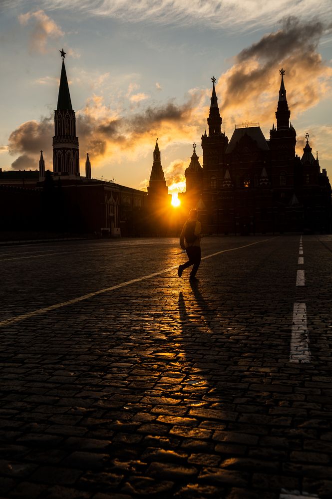 Закат на Красной площади во время пандемии