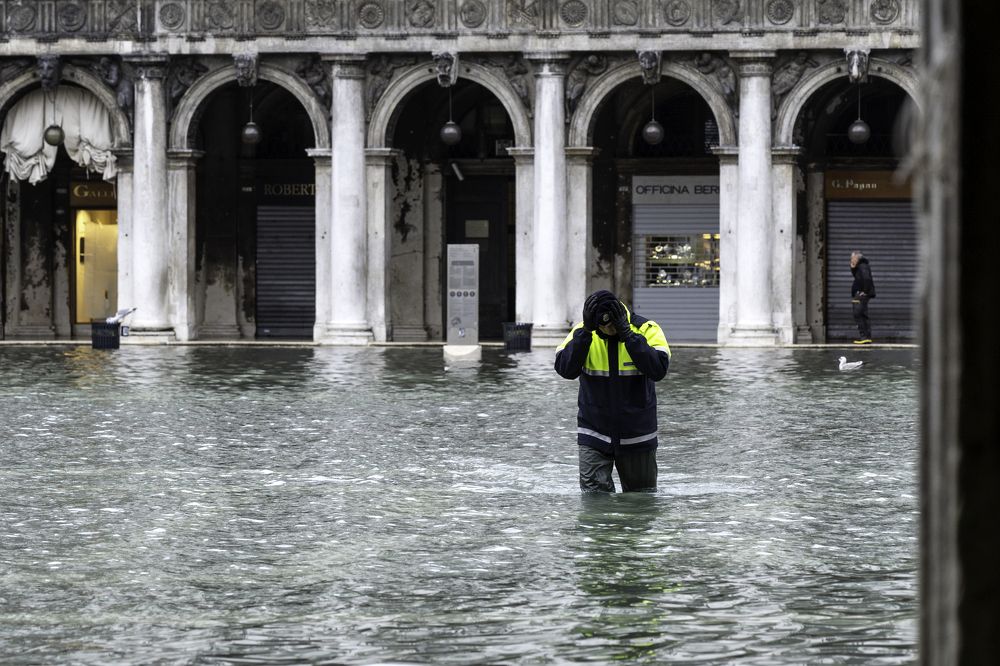 Photograph by Igor Serdyukov