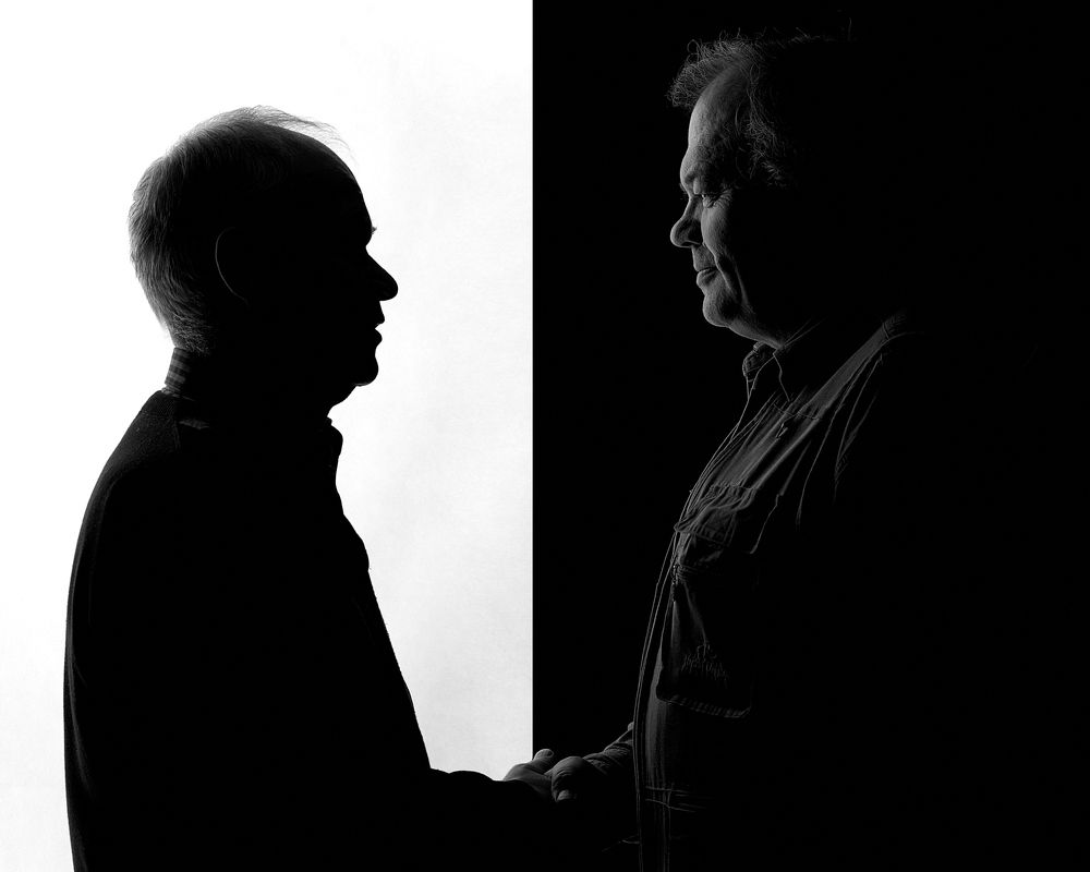 - Здравствуйте, Владимир Афанасьевич! - Здравствуйте, Виктор Иванович!