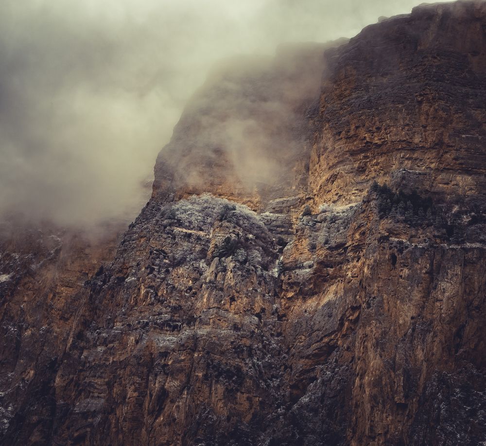 Photograph by Odarahim Aliev