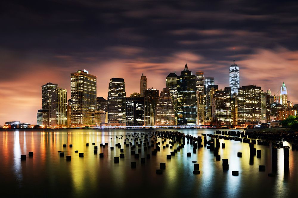 Brooklyn bridge Park at night