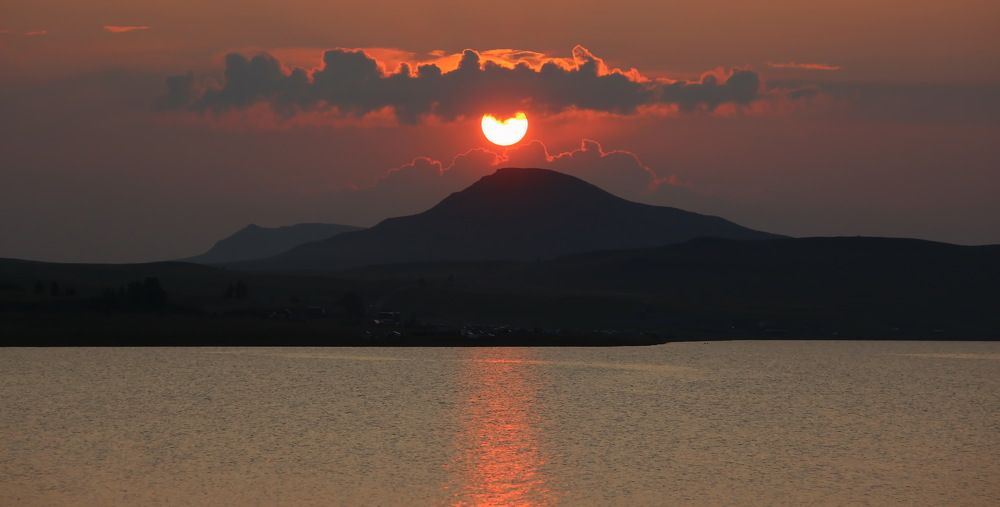 Закаты над оз. Белё. Хакасия.