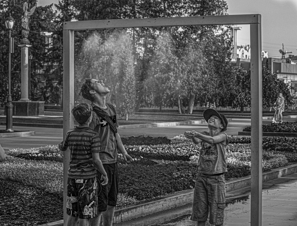 Жаркие каникулы