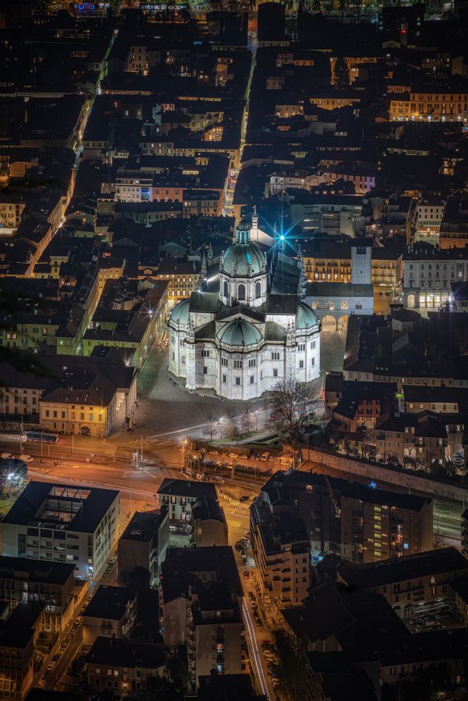 Cattedrale di Como da Brunate HDR version